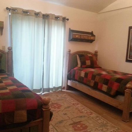 Cozy Flagstaff Home In Cool Pines - Country Club Екстер'єр фото